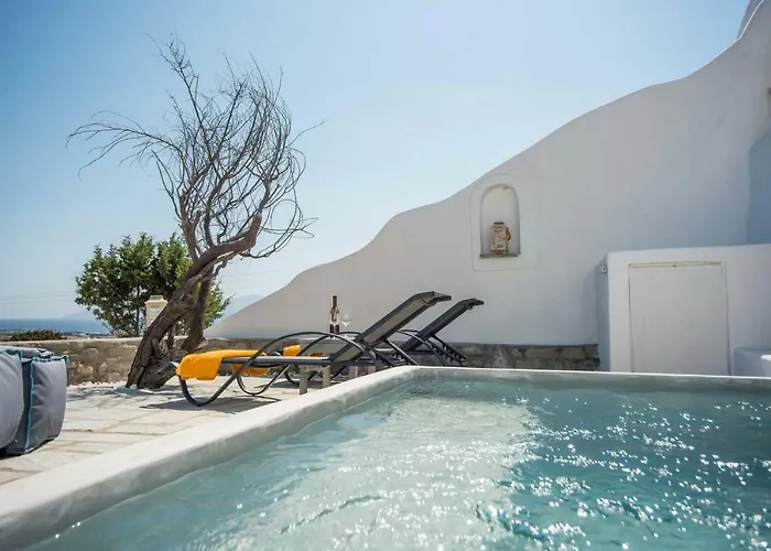 Villa Elpida - 3-bed With Stunning Sea Views, Plunge Pool Naousa