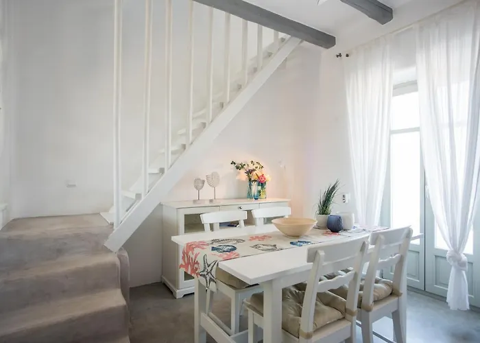 Elpida - 3-bed With Stunning Sea Views, Plunge Pool Villa Naousa